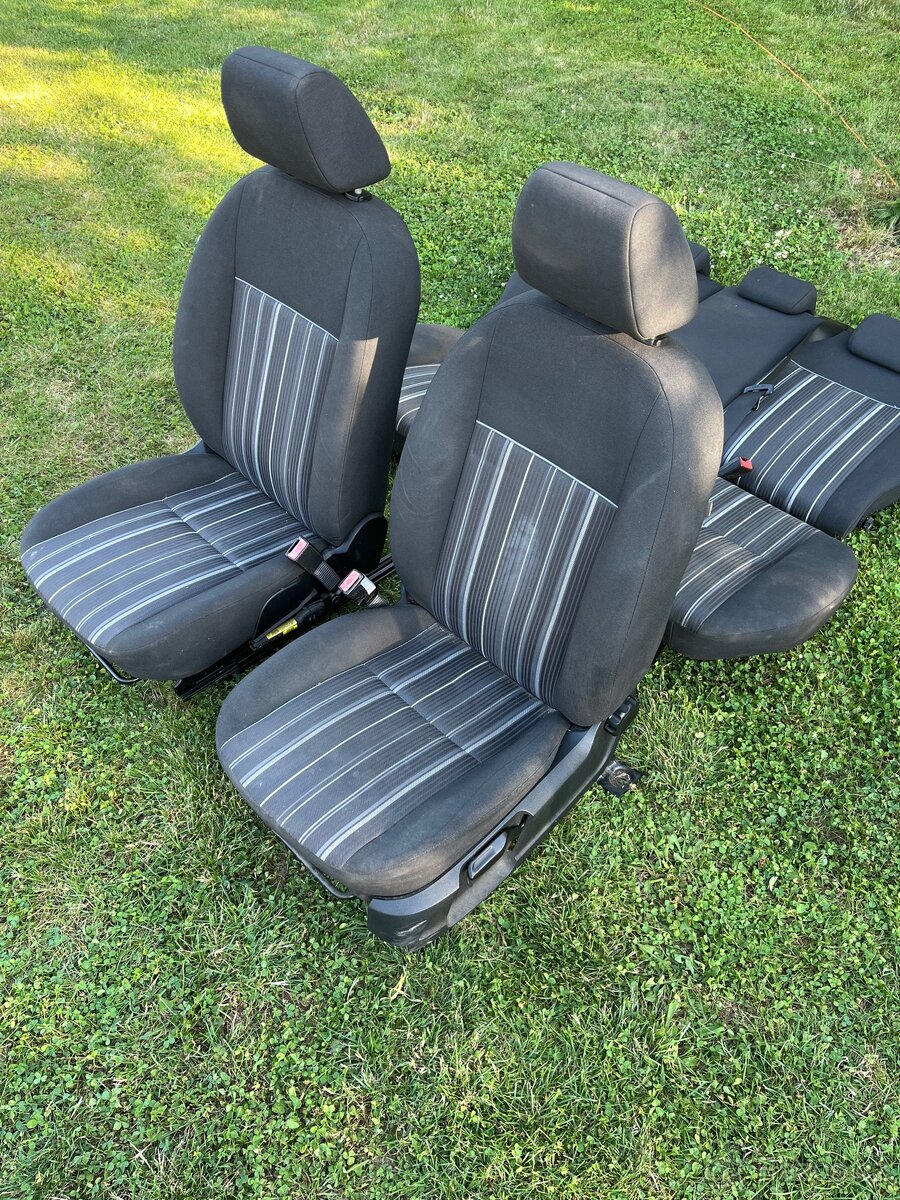 Ford Focus II 1.8 tdci díly - 14