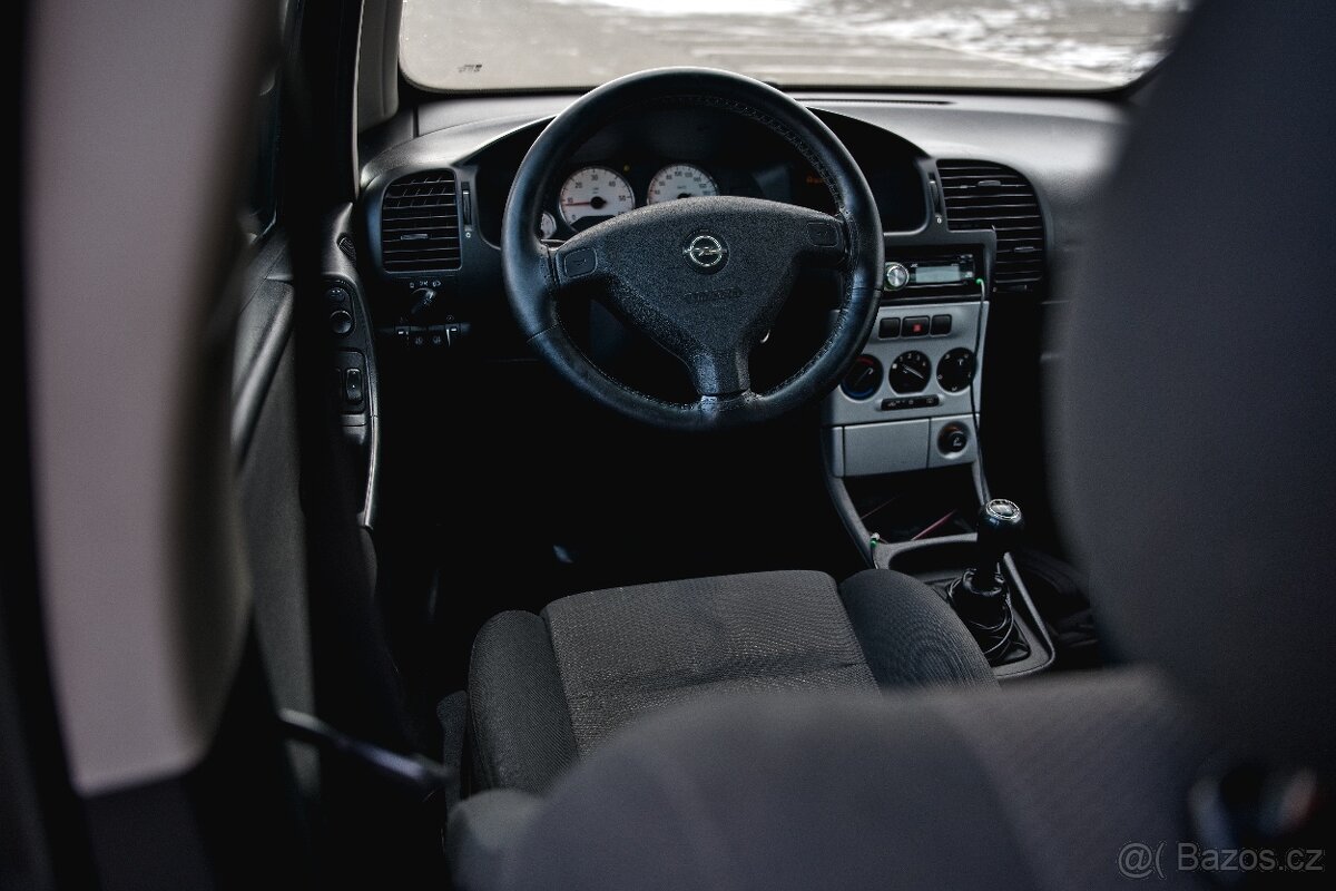 Opel Zafira 2.0 TDI - 14