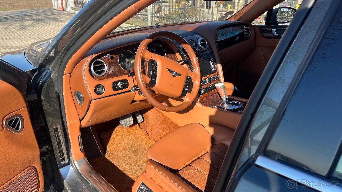 Bentley Continental Flying Spur - 14