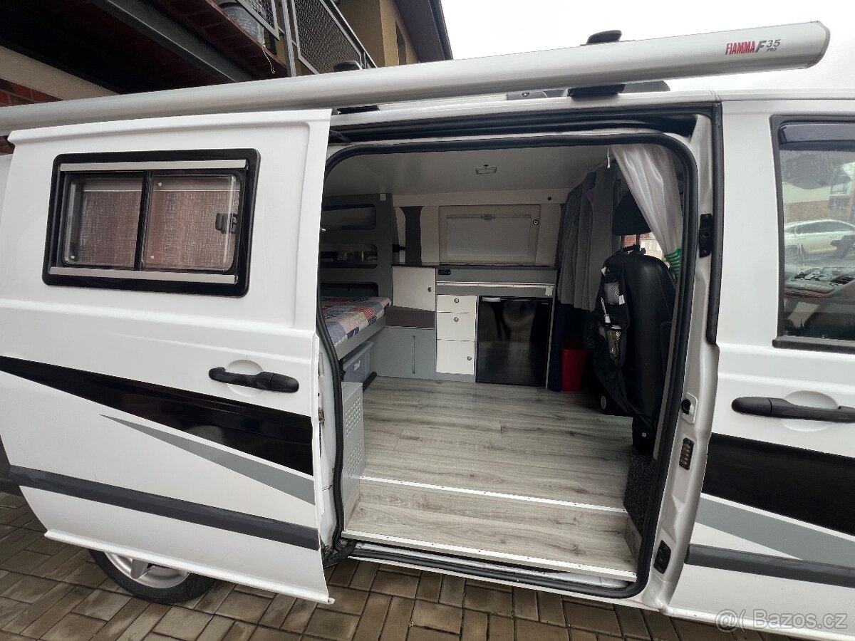 Mercedes Vito. Obytný automobil - 14