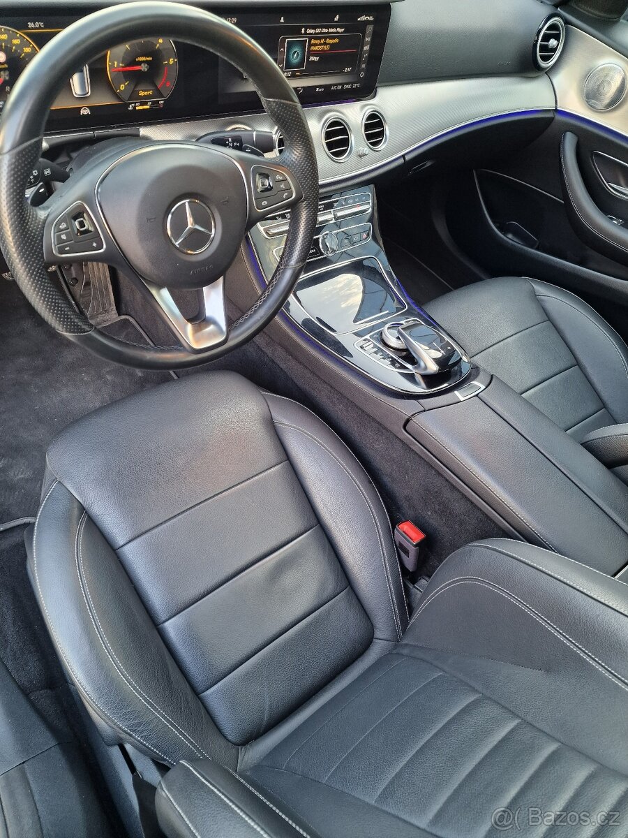 Mercedes-Benz E220d, kombi, panorama, Webasto, tažné, kůže - 14