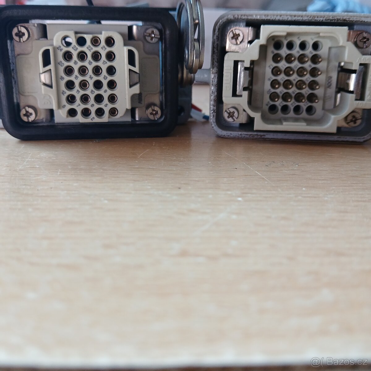 konektory Harting a ILME – 8 ks - 14