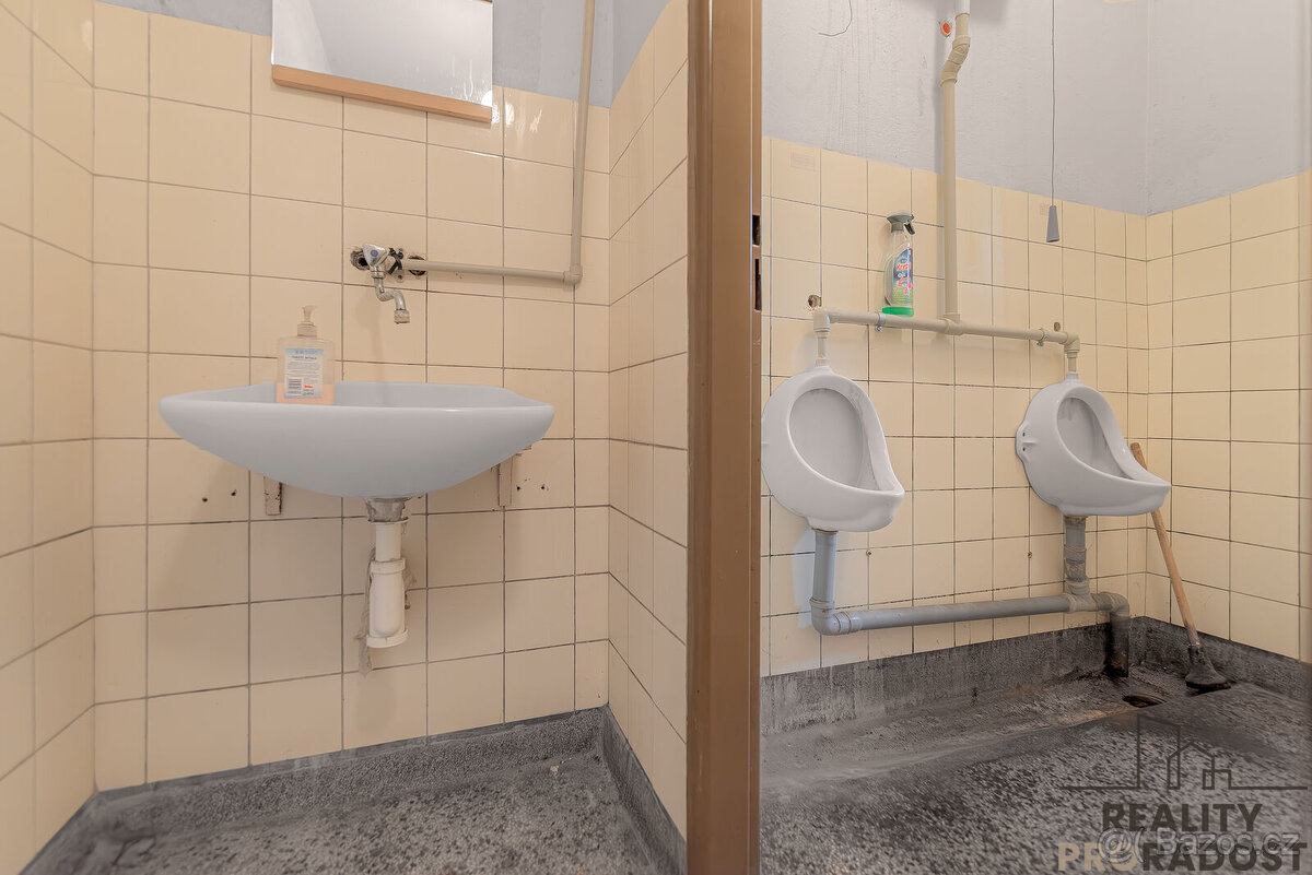 Prodej výrobního areálu v Moravském Krumlově - Rakšice, kome - 14