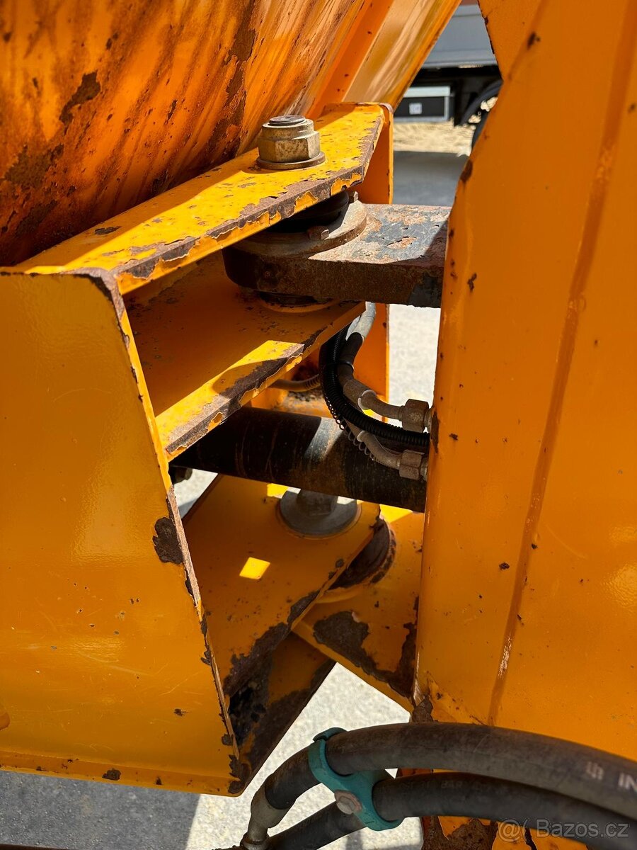 Thwaites MACH 2090 - 14