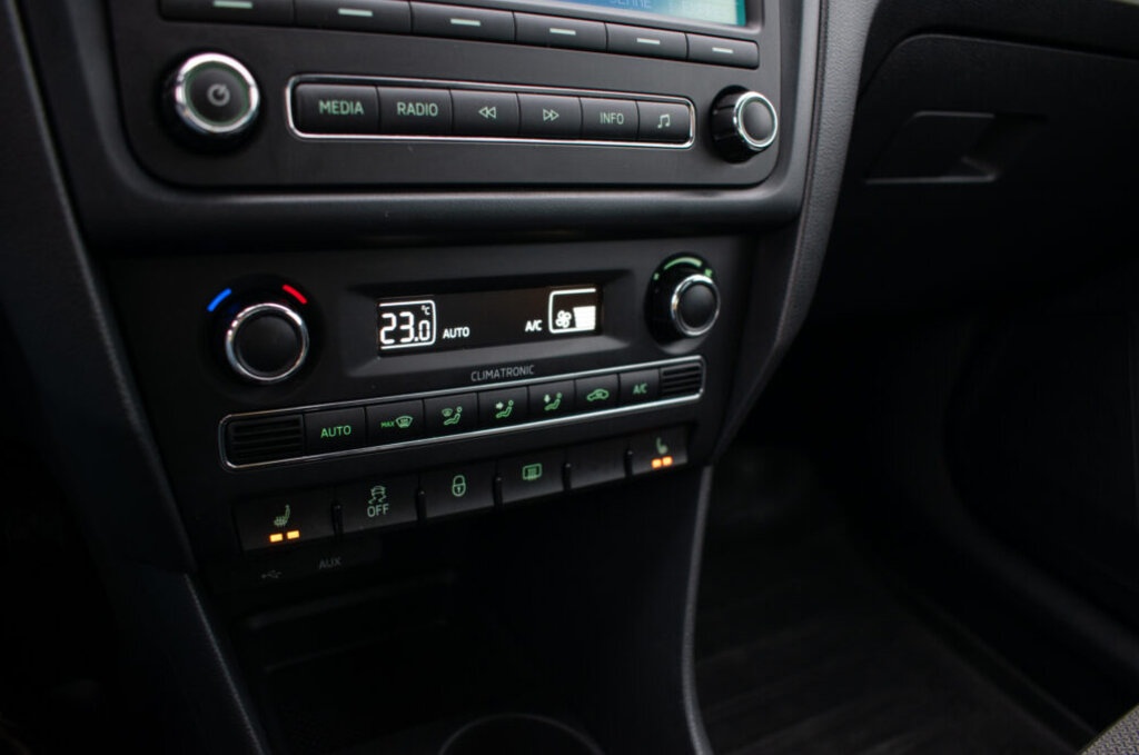 Škoda Rapid 1.2 TSI 77kw M6 - 14