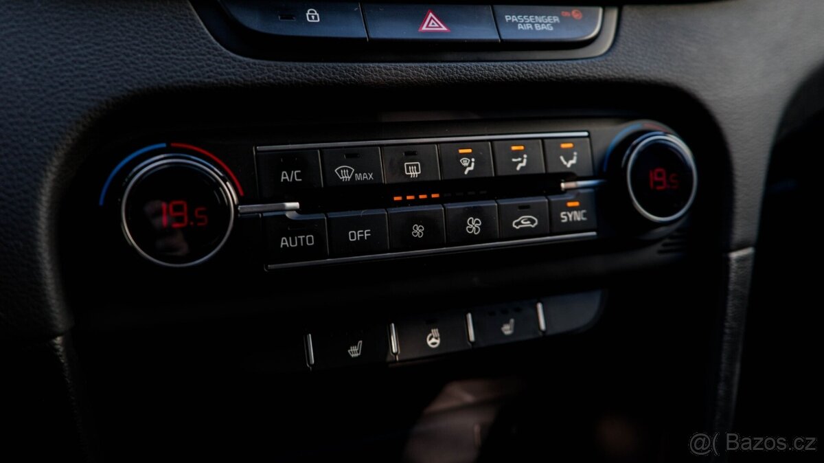 Kia Ceed SW 1.5 T-GDi GT-Line - 14