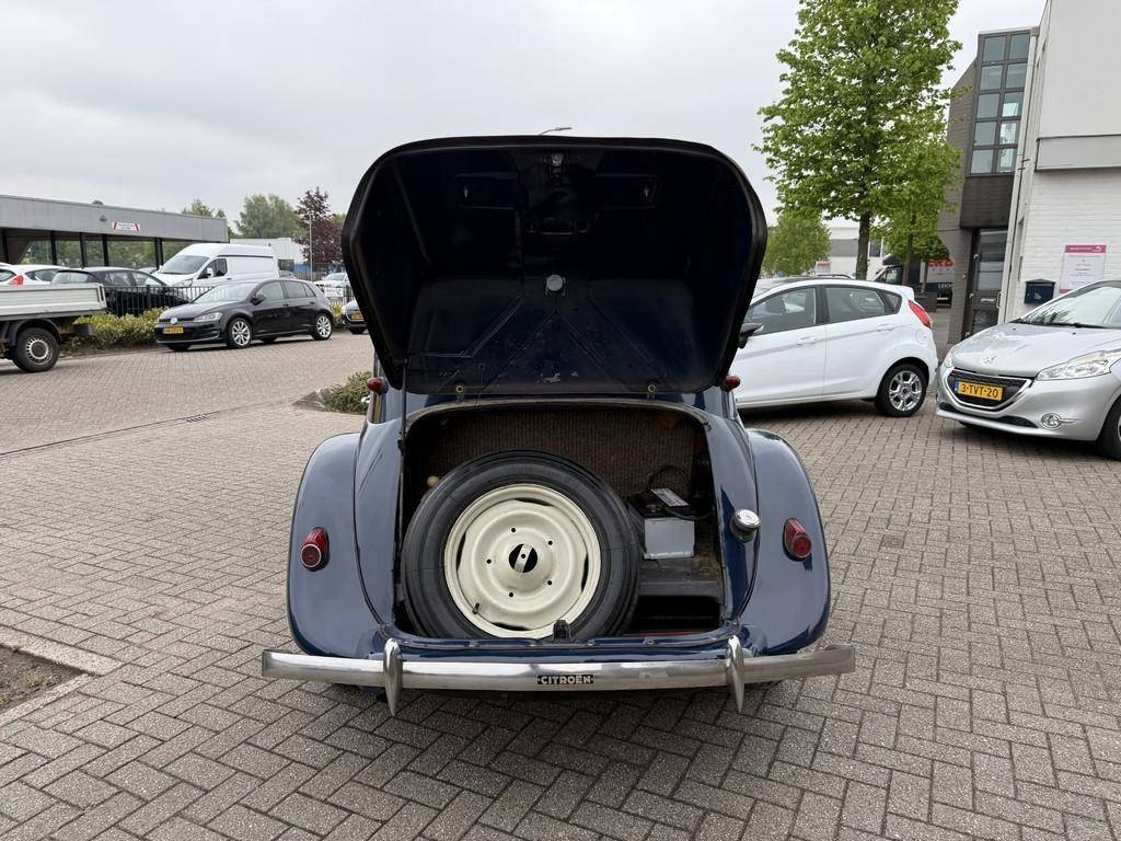 Citroën Traction Avant 11BN z roku 1955 - 14