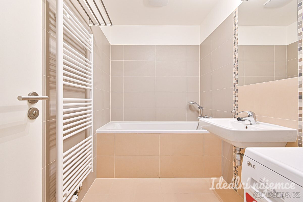 2+kk, Kigginsova - 14