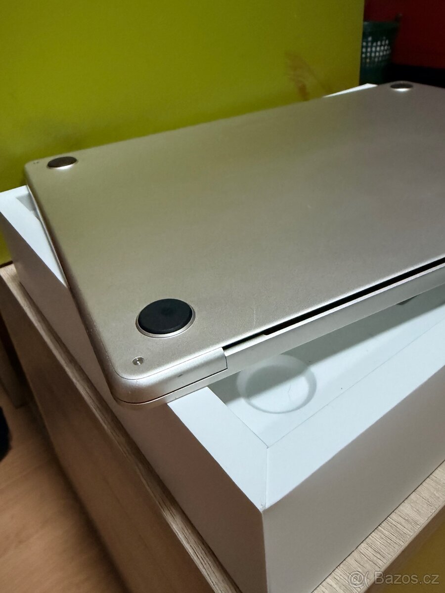 MacBook Air 15" M2 (2023) | 8GB RAM | 512GB SSD | Starlight - 14