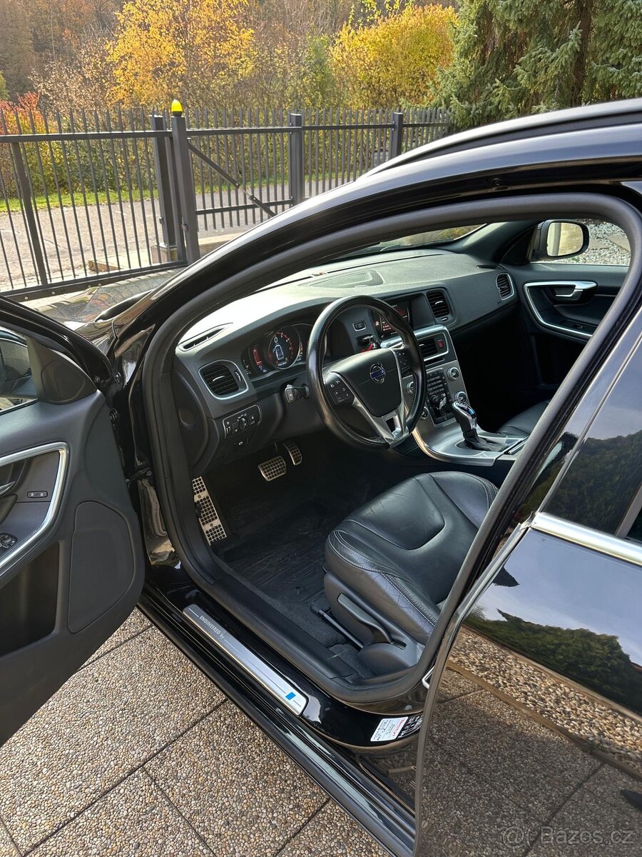 VOLVO V6O T5 POLESTAR 250PS 8-st. automat HARMANN KARDON - 14