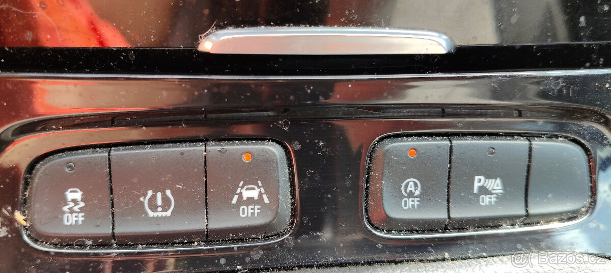 OPEL GRANDLAND X - 14