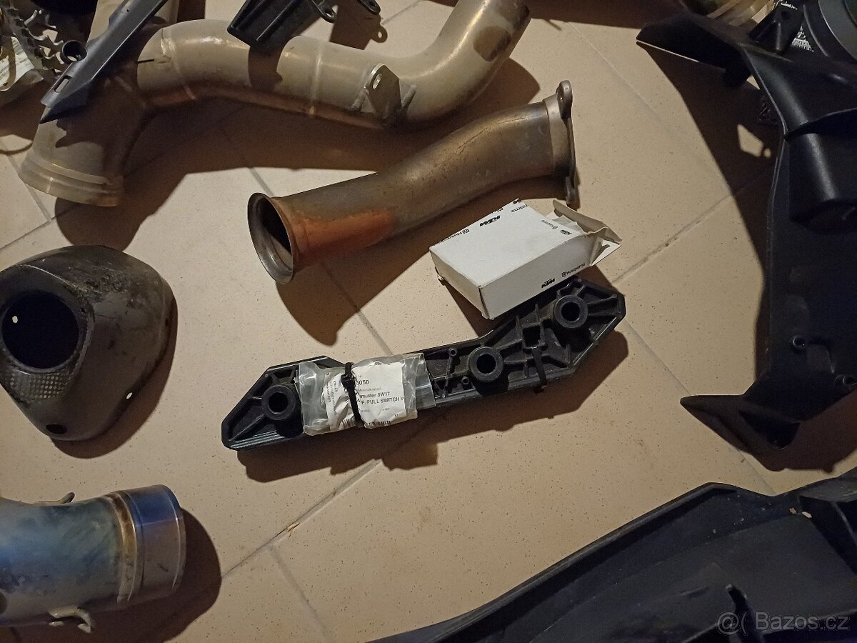 Dily KTM LC8 990, 1090, 1190 Adventure, SMT, SM - 14