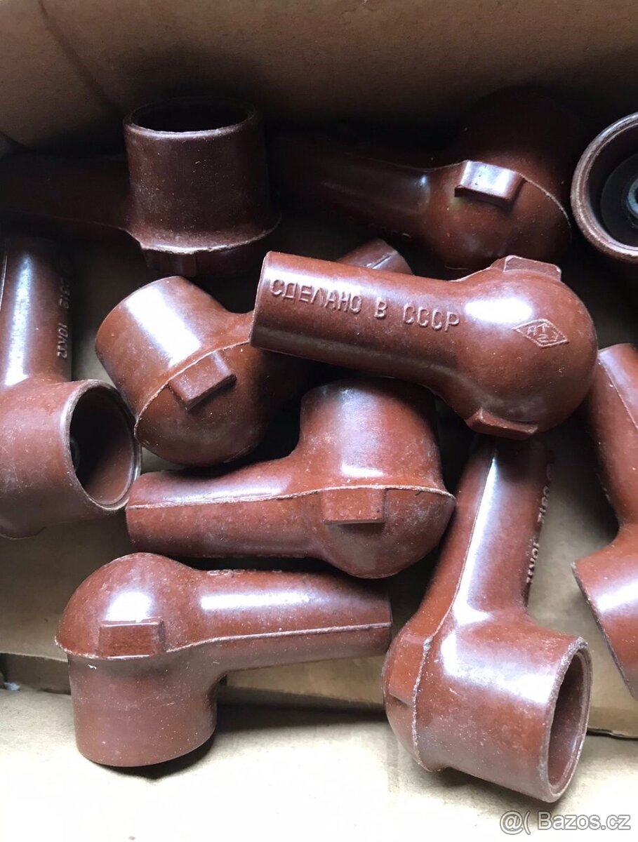 Klíček spínací skříňky rámeček předního světla - 14