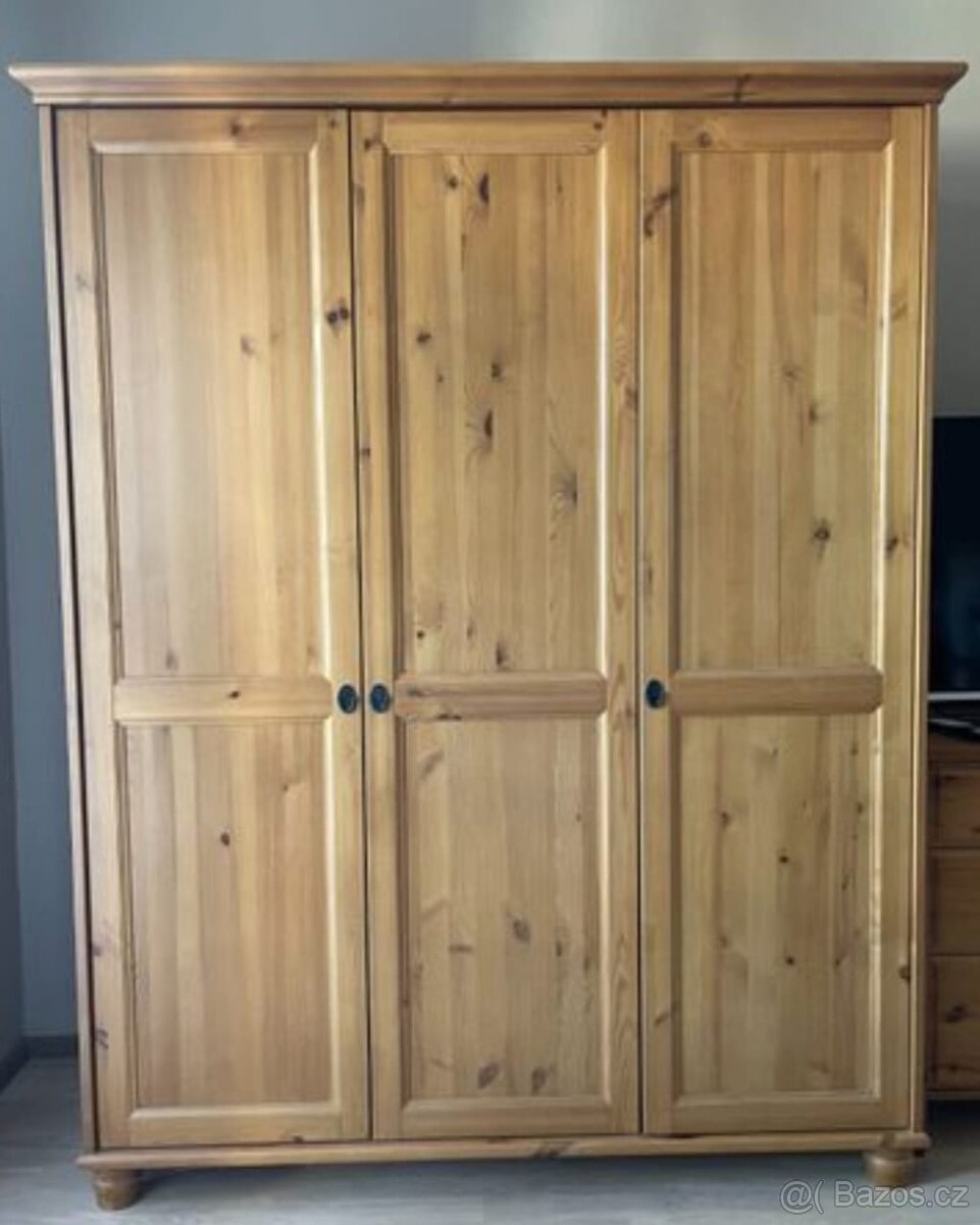 Nábytek Leksvik - skříně ,komody atd - 14