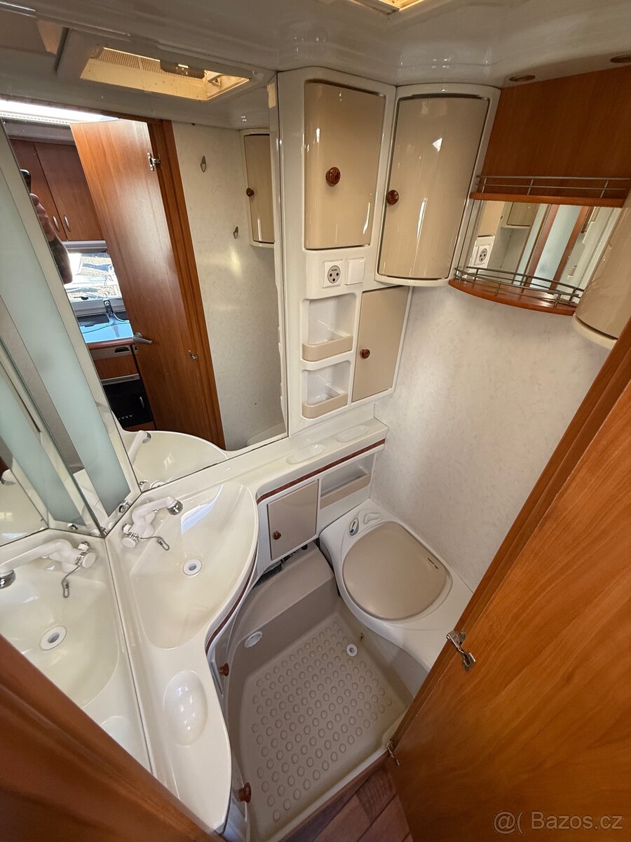 Hobby Excellent 540UL - ALDE, mover, předstan, TV - 14