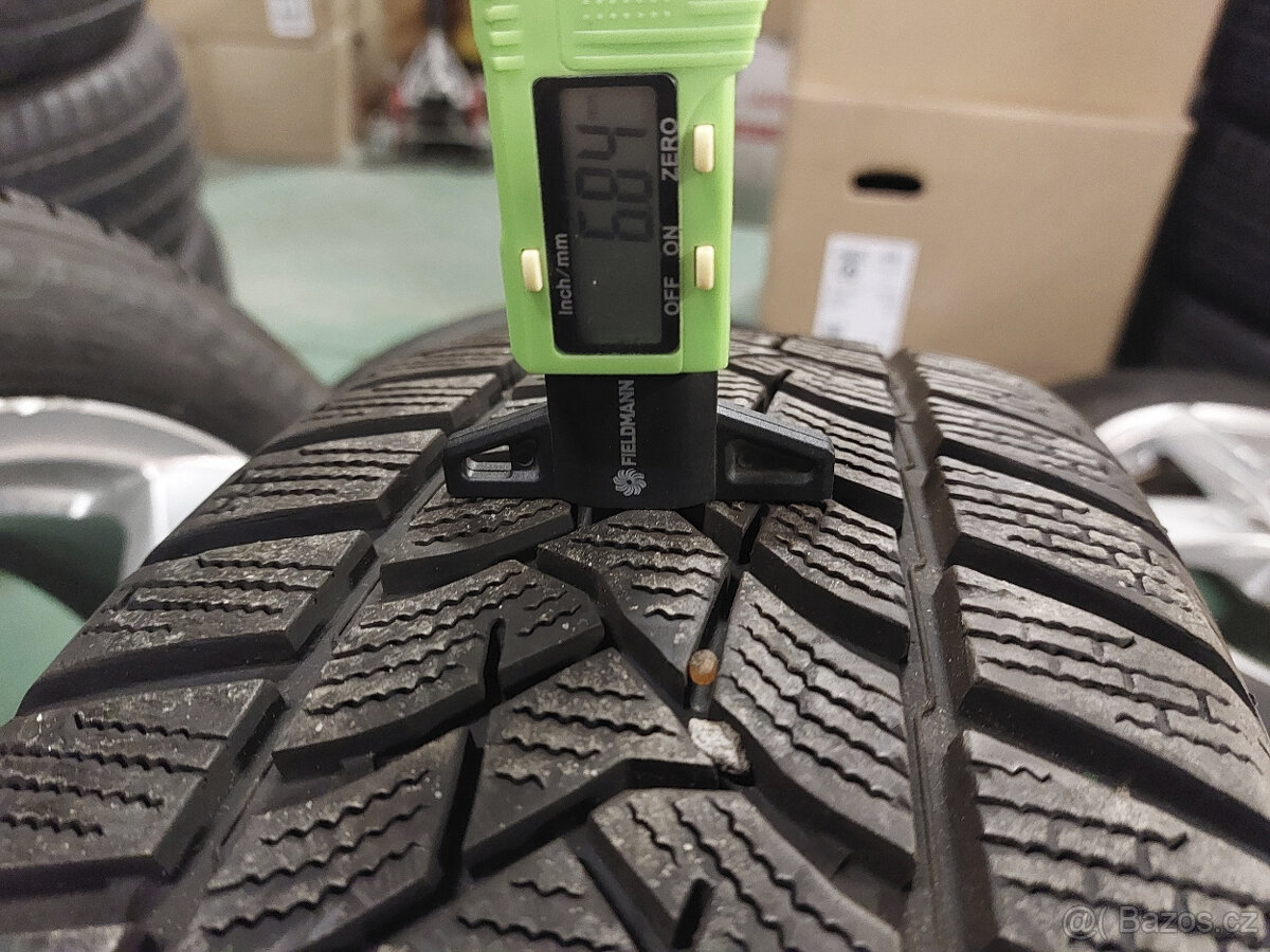 Kompletní hliníková kola 16" na Ford Focus IV. zimní Dunlop - 14