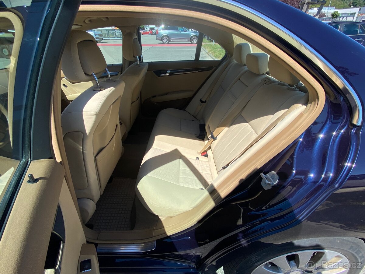 Mercedes - Benz C220 CDI Elegance, automat, SEDAN - 14