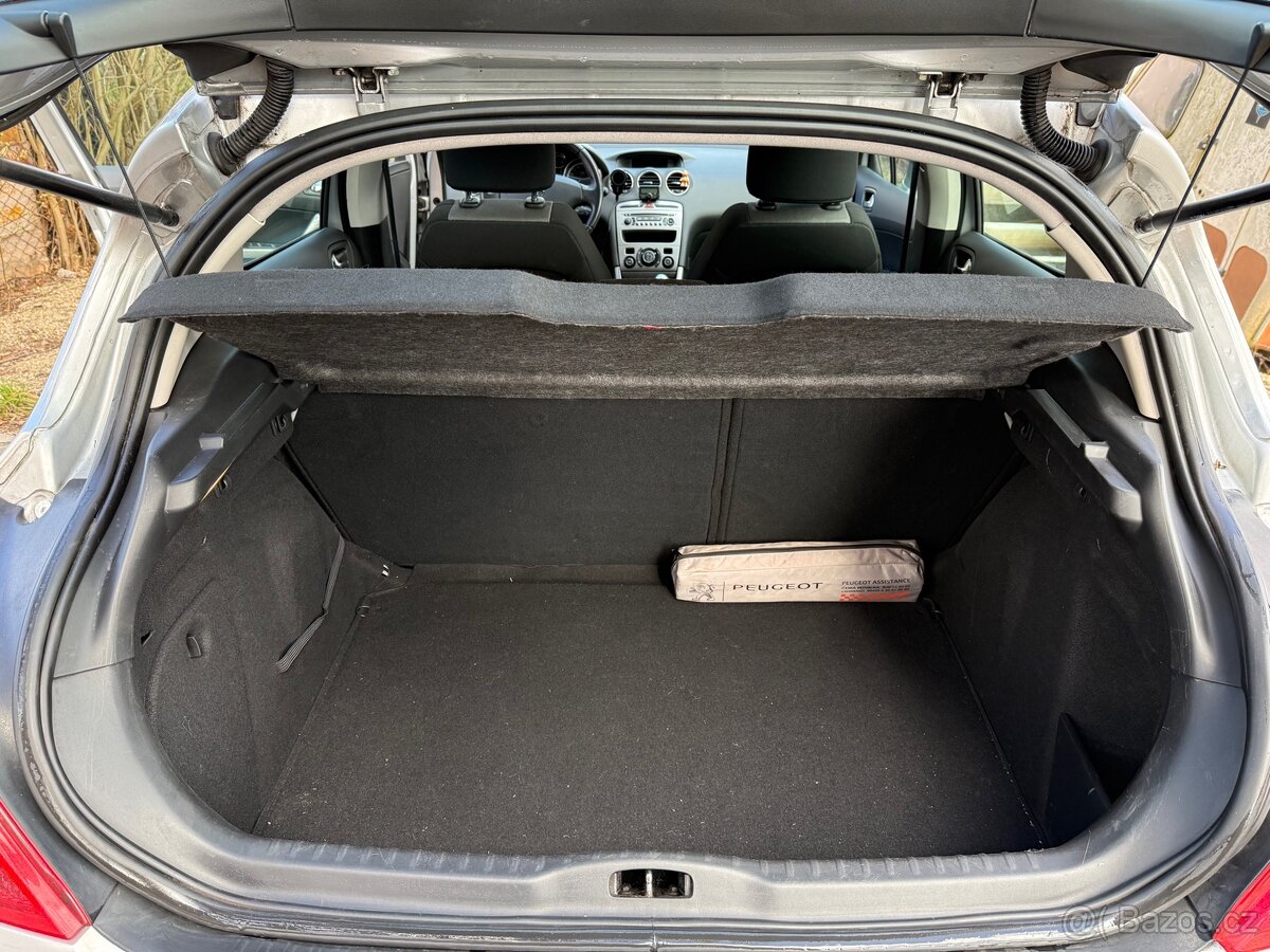 Peugeot 308, 1.6 HDi, 2010 - 14