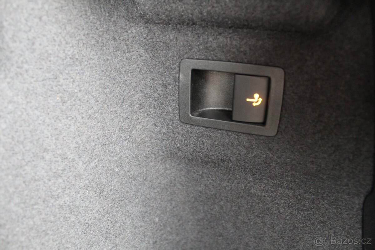 Škoda Karoq 2.0 Tdi 110kw 4x4 131000km 1.majitel servis Škod - 14