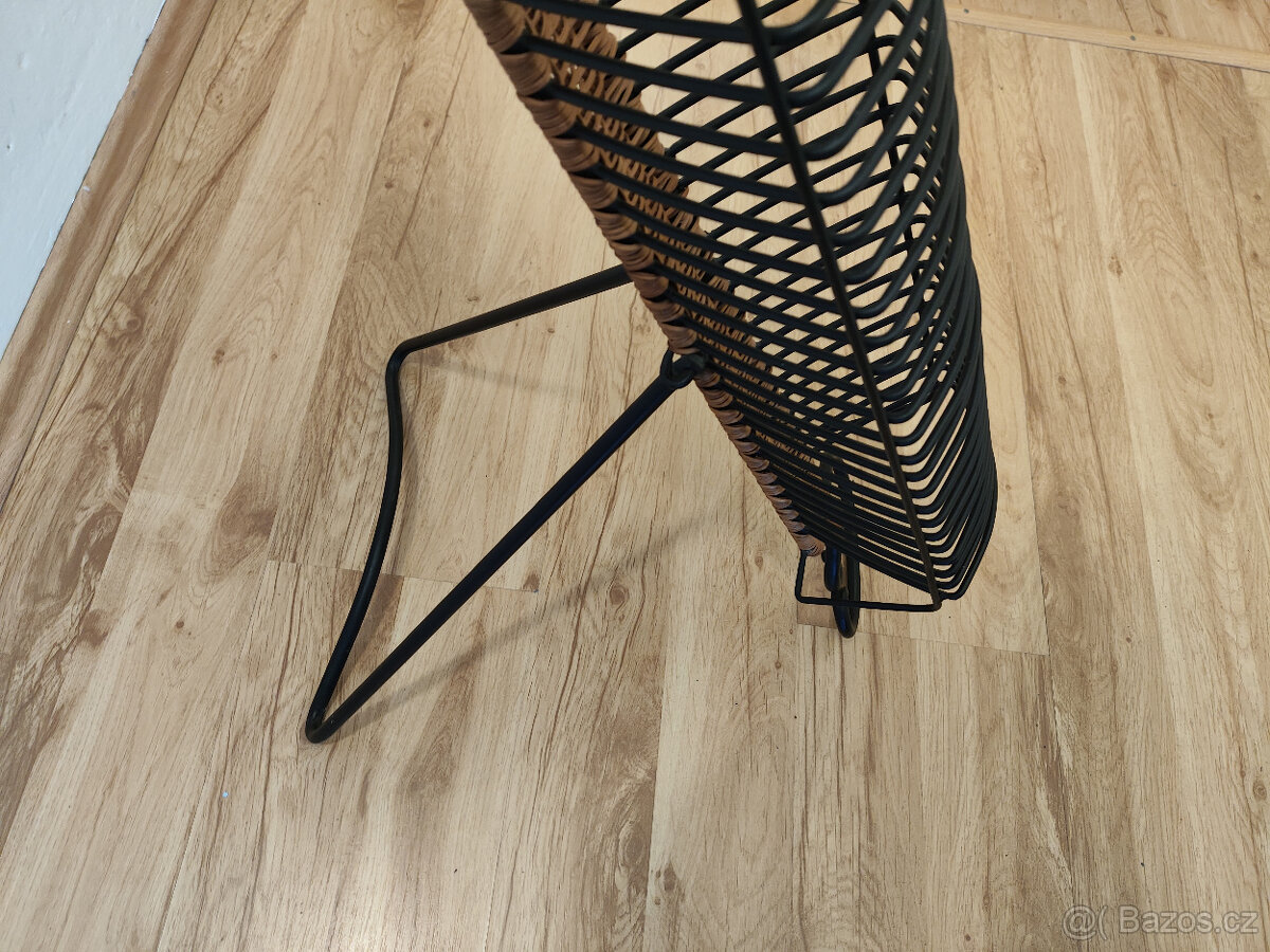 Veliký kovový stojan na 46 ks CD/DVD - 14