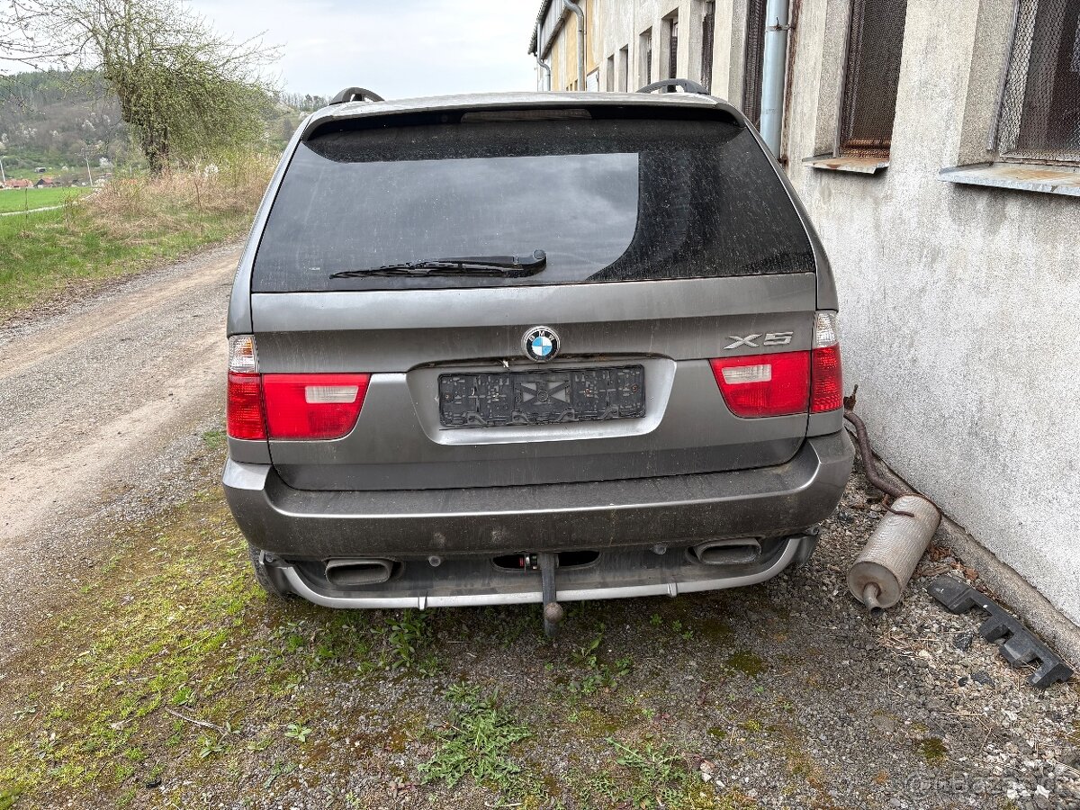 2x BMW X5 e53 4.8is - 14