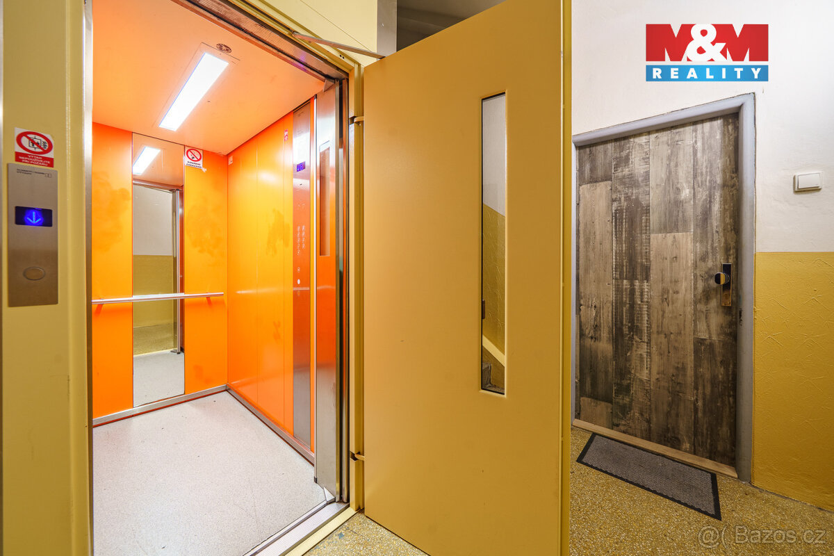 Prodej bytu 3+1, 58 m², Nová Role, ul. Nádražní - 14