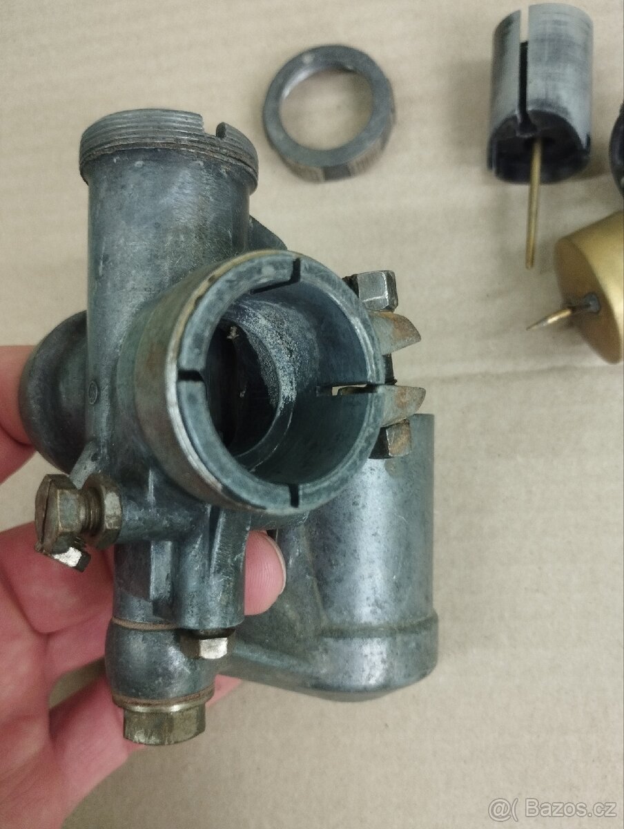 JIKOV ČERNÝ 2424b - 14