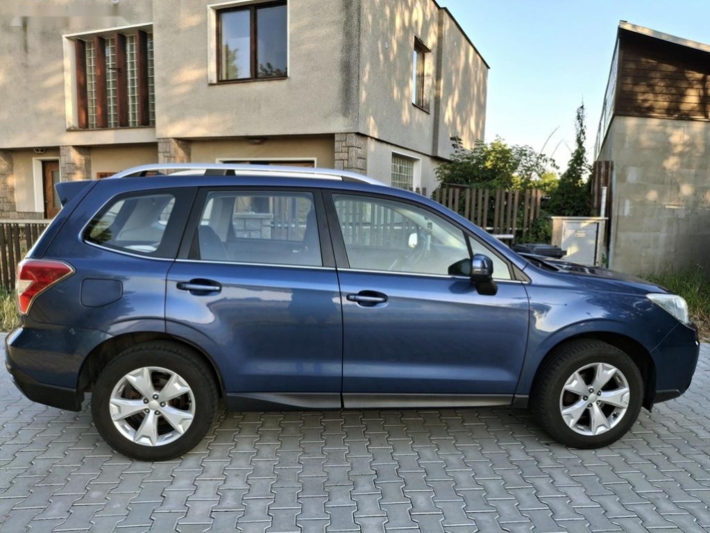 Subaru Forester,2.0 4x4 FACELIT Rezervace - 14