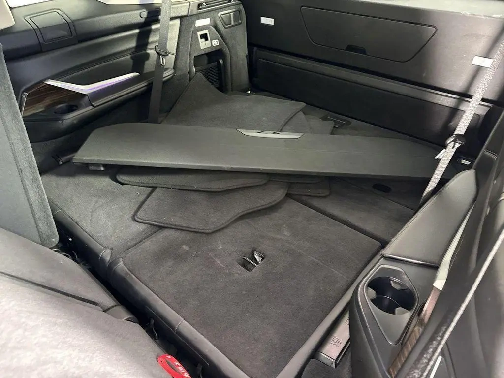 2020 BMW X7 xDrive40i - 14