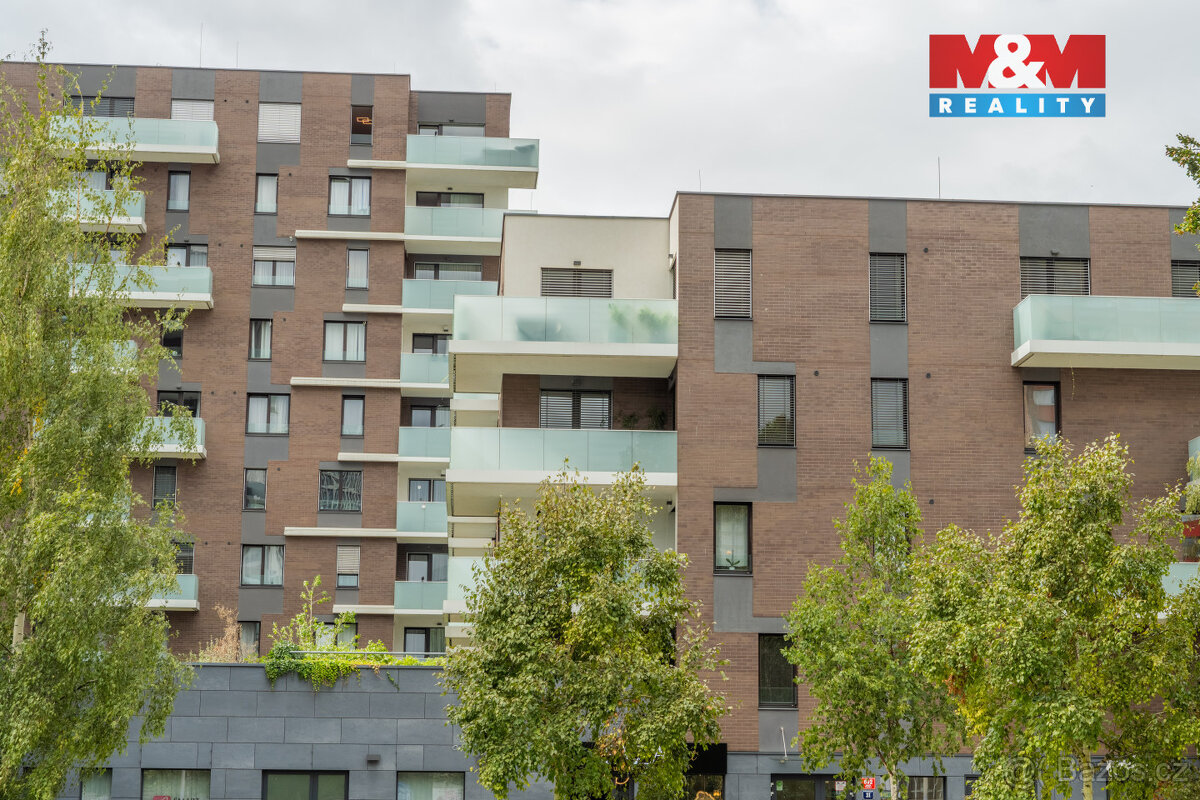 Prodej bytu 1+kk, 38 m², Praha, ul. Nekvasilova - 14