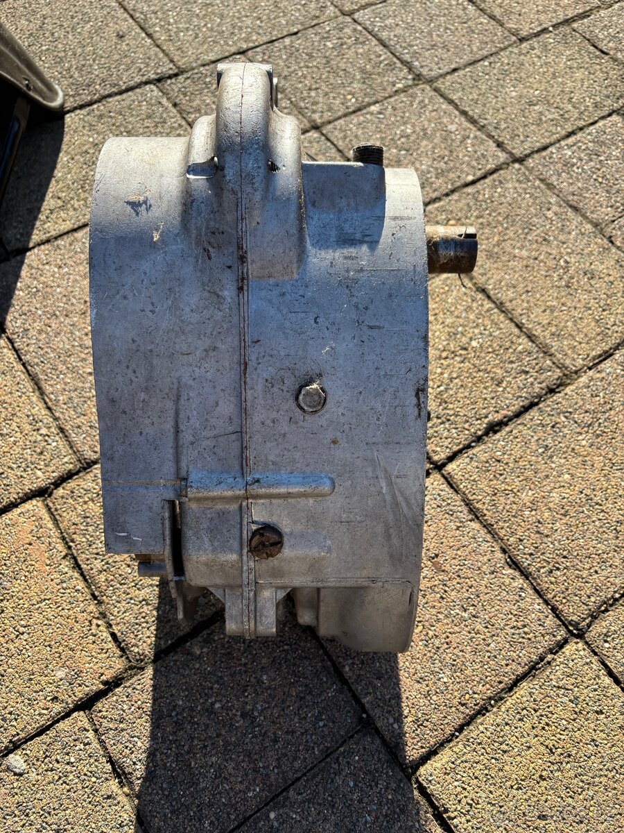 ČZ 250/175 470-475 zbytky z renovace - 14