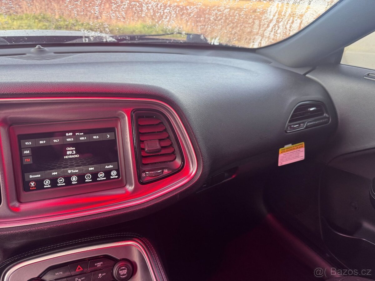 Dodge Challenger 3,6 GT RWD 2021 DPH TOP CENA - 14