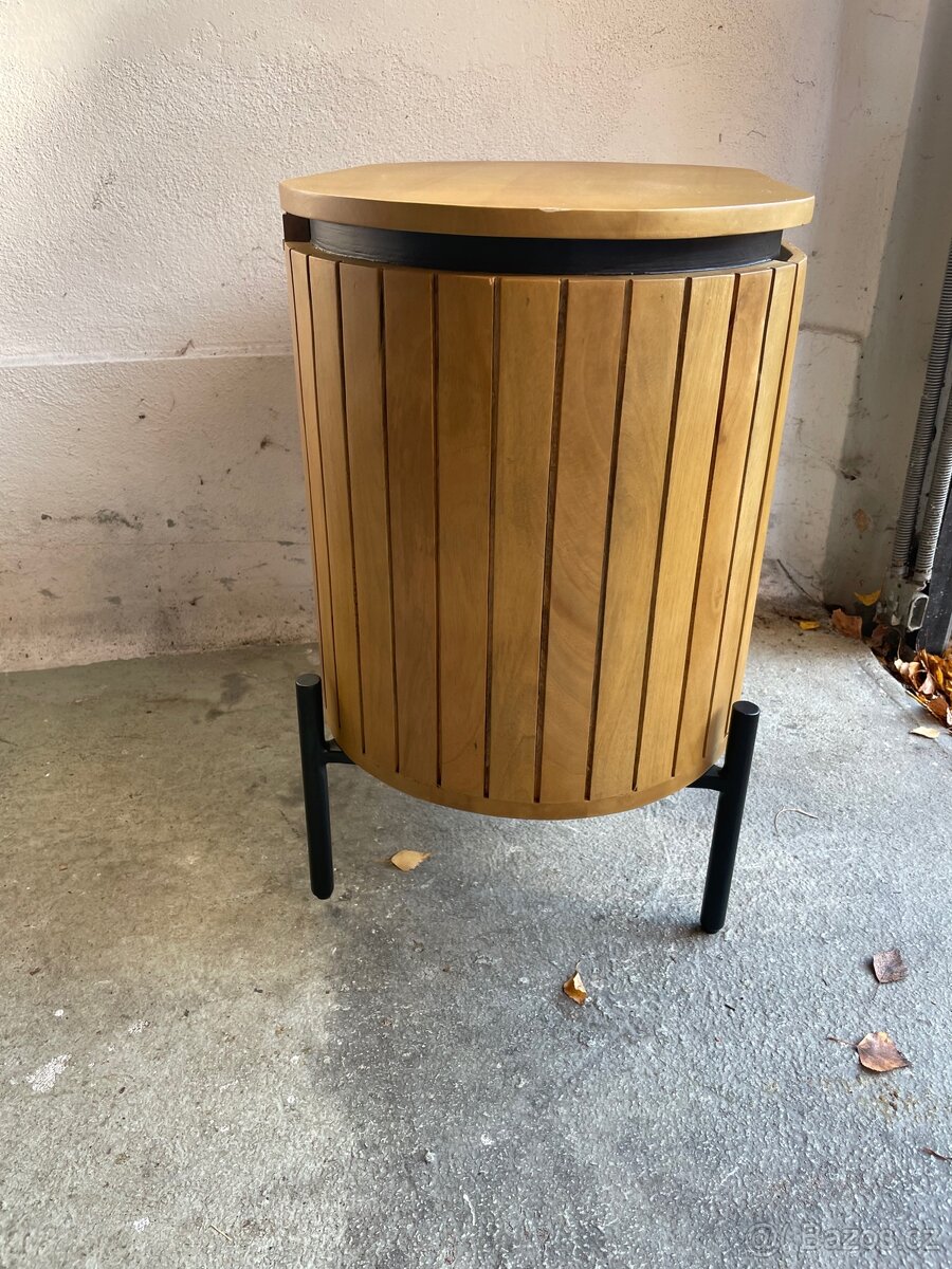 Noční stolek Kave Home Licia - 14