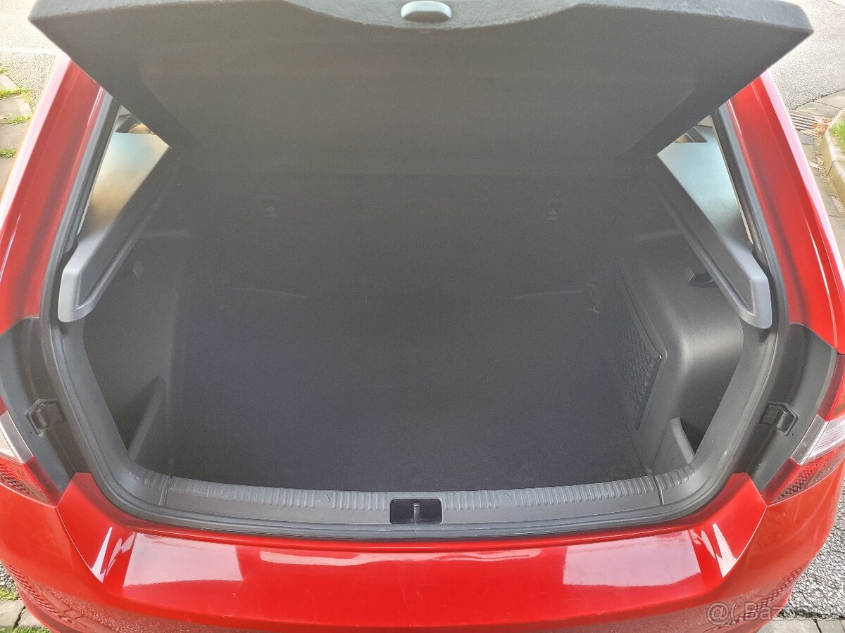 Rapid 1.0TSI 70kW (143tkm) pěkný stav - 14