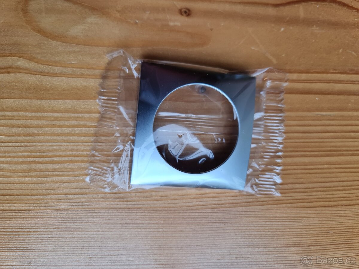 Zásuvky Berker Integro NOVÉ - 14