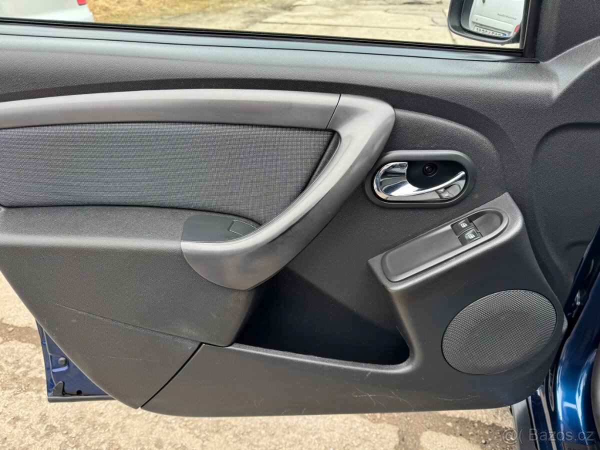 Dacia Duster 1,5 Dci 4x4 Laureate - 14