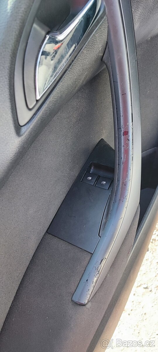 Opel Astra J 1.6 CDTi - 14