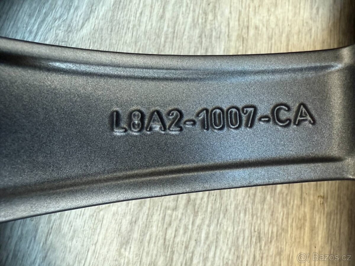 R21 ORIG.ALU KOLA LRRR VELAR 265/45/21 ZÁNOVNÍ - 14