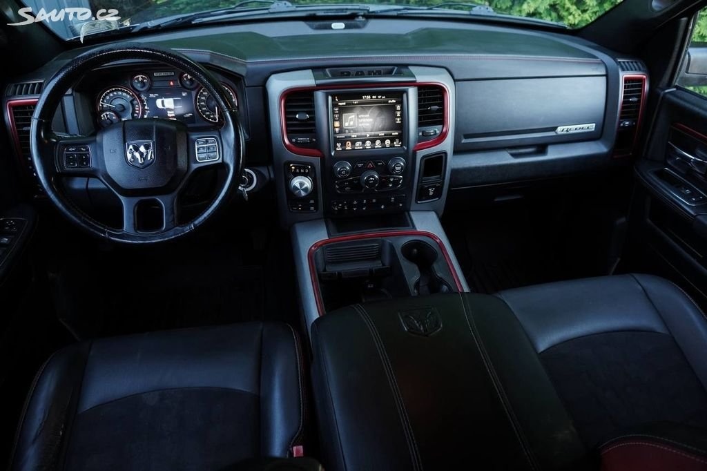 Dodge Ram 5.7 HEMI 4X4 REBEL EDITION - 14