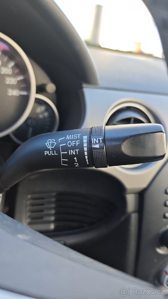 Mazda MX-5 NC 2011 2.0 PRHT - 14