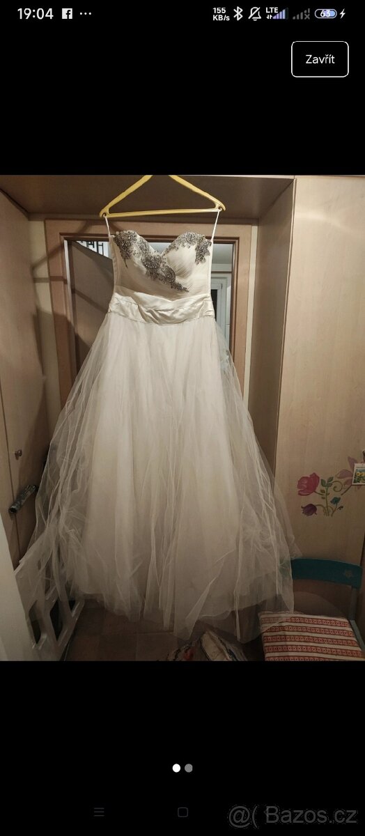 Veliký výprodej svatebních šatů - 14