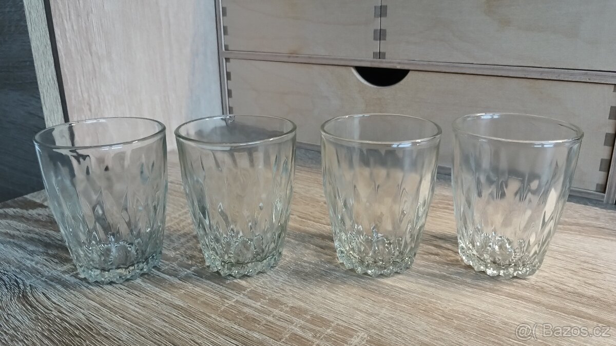 RETRO KUCHYŇSKÉ SKLO - 14