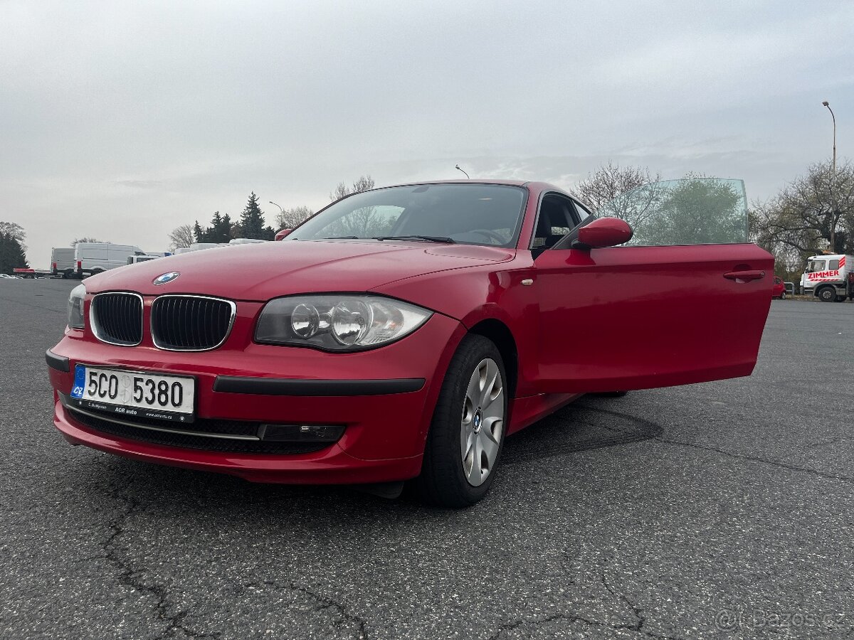 BMW řady 1 (116i) - benzin 2.0L, 90kW, rok 2009 - 14