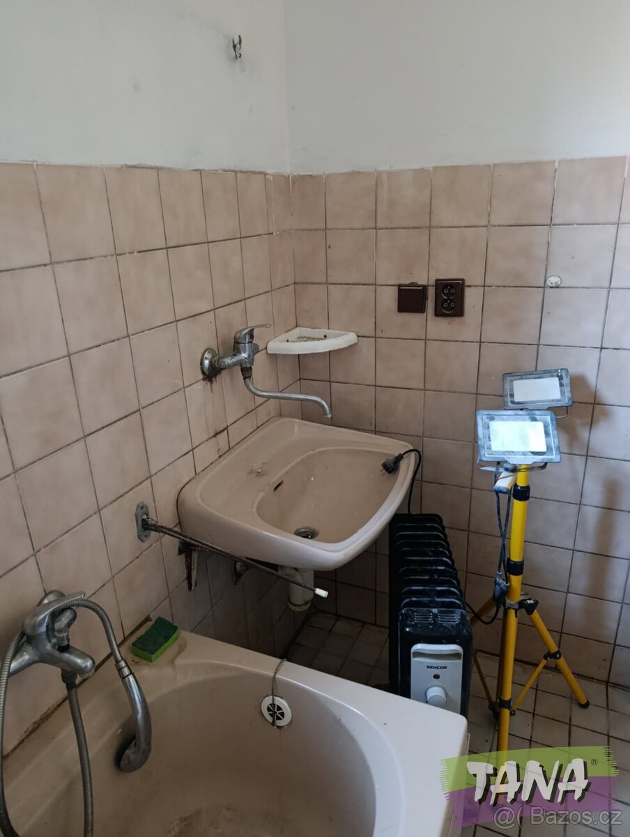 Rodinný dům v obci Nové Dvory v těsné blízkosti turisticky a - 14