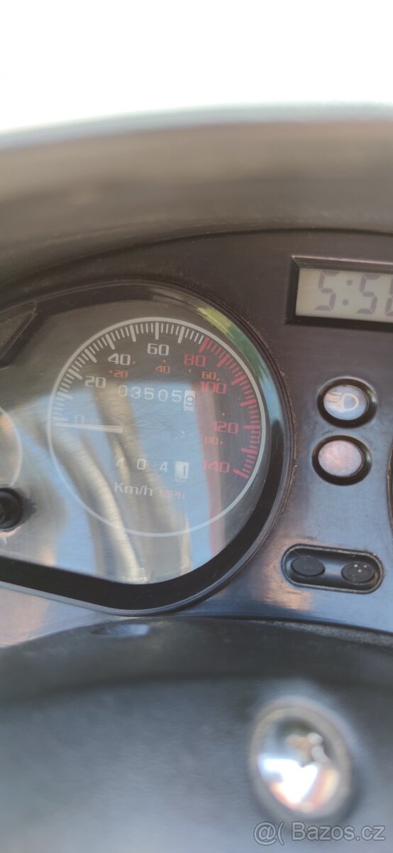 Prodám skútr Zn. Jonway GTS 125 - 14