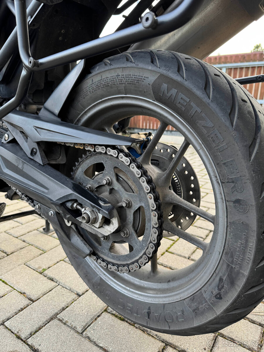 Triumph Tiger 800 2011 - 14