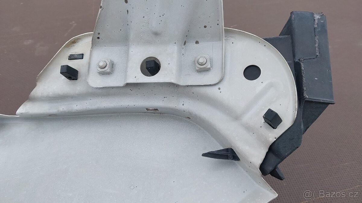 VW GOLF 6 - Blatník PP bílý LB9A - 14