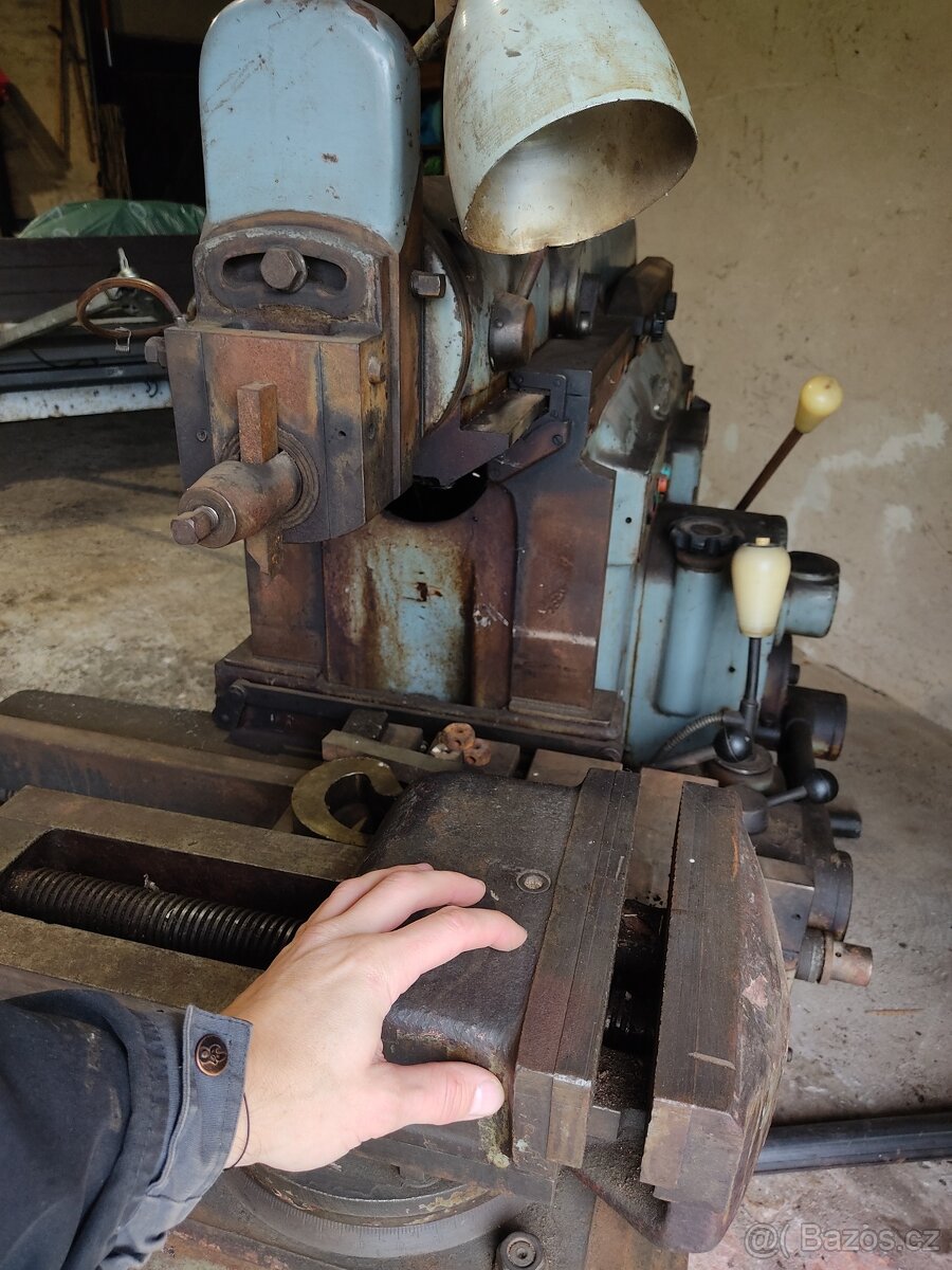 Obrážečka/hoblovka na kov Strigon GH 560/U - 14