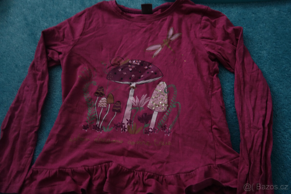 Dívčí trička vel.134 - 14