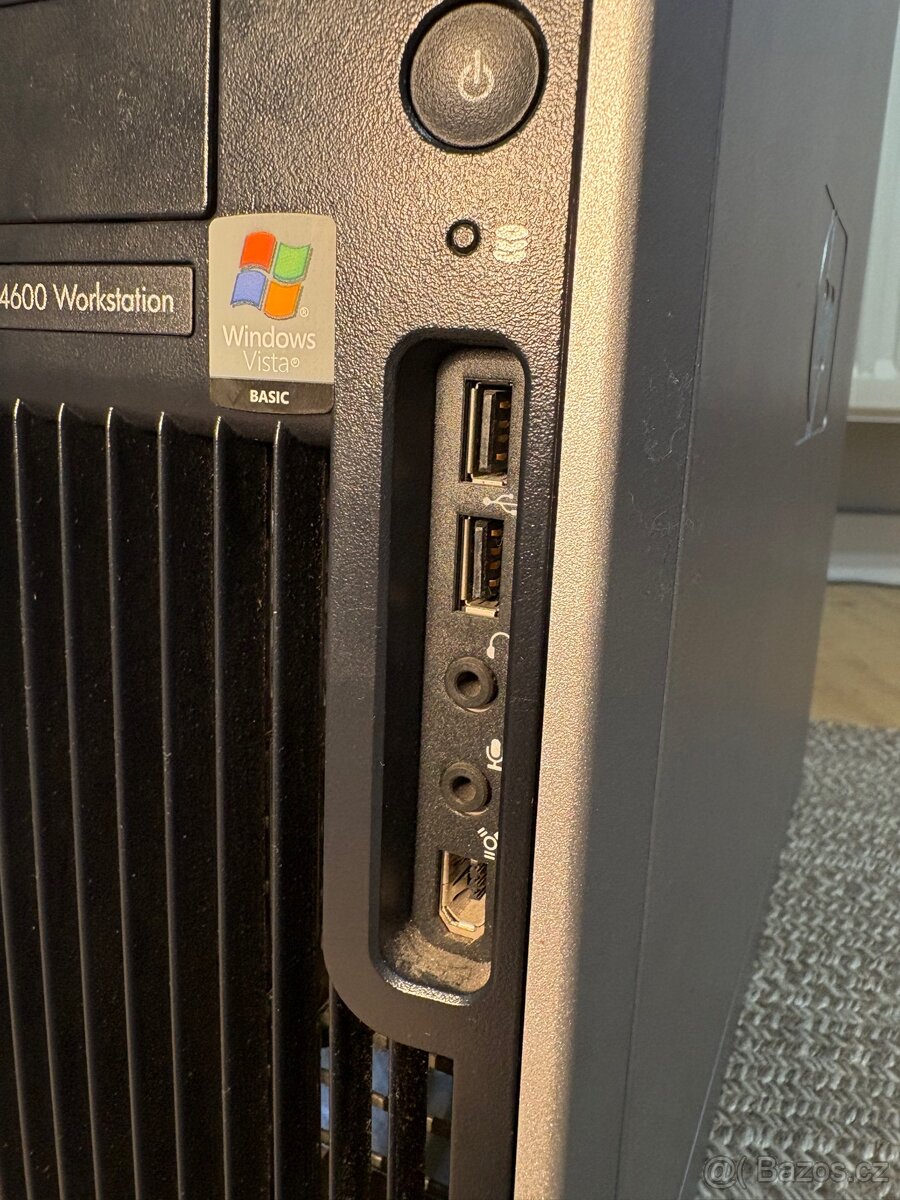 HP Workstation - 14